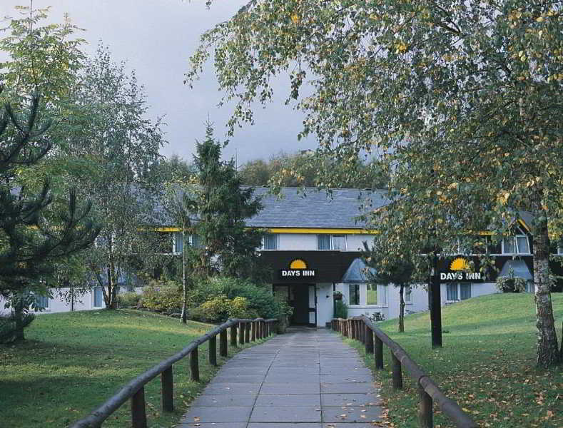 Days Inn Hotel Fleet Exterior foto